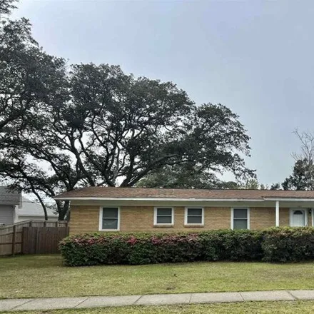 Buy this 3 bed house on 169 Navarre Street in Gulf Breeze, Santa Rosa County