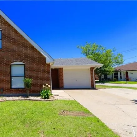 Rent this 4 bed house on 506 Dell Street in St. Rose, St. Charles Parish