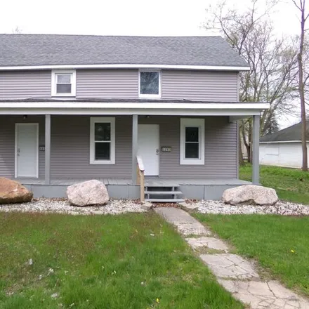 Buy this 5 bed house on 666 South Washington Street in Mount Pleasant, MI 48858