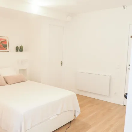 Rent this studio apartment on Carrer de Dalmases in 41-43, 08017 Barcelona