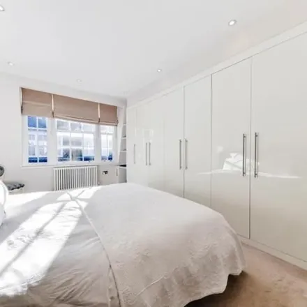 Image 1 - Coleherne Court, The Little Boltons, London, SW5 0BU, United Kingdom - Apartment for rent