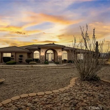 Image 7 - 17701 Tude Court, Apple Valley, CA 92307, USA - House for sale