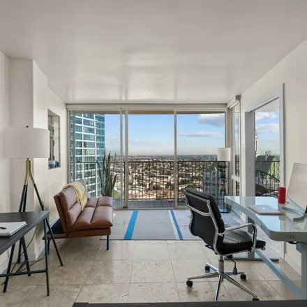 Image 1 - Long Beach Towers Apartments;International Tower, 600;700 East Ocean Boulevard, Long Beach, CA 90802, USA - Apartment for rent