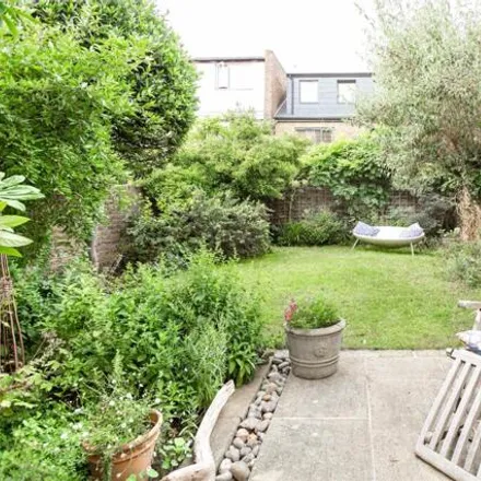 Image 2 - 28 Lonsdale Road, London, SW13 9EB, United Kingdom - Duplex for sale