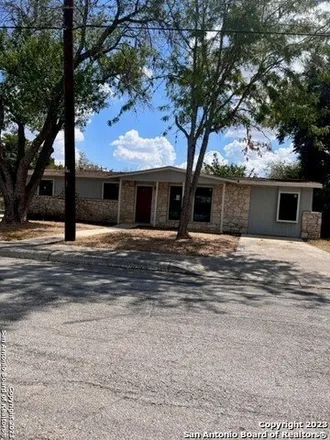 Image 1 - 415 Parkview Drive, Universal City, Bexar County, TX 78148, USA - House for sale