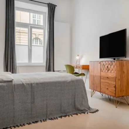 Rent this 4 bed room on Maistraße 10 in 80337 Munich, Germany