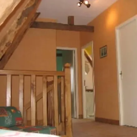 Rent this 4 bed house on 24590 Saint-Geniès