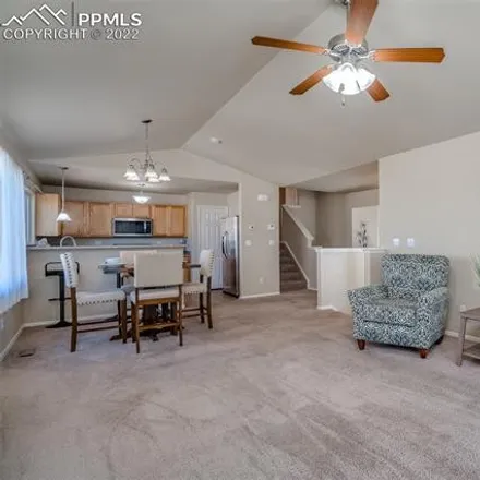 Image 7 - 2501 Carlsbad Drive, Colorado Springs, CO 80910, USA - House for sale