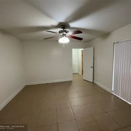 Image 9 - Cocoplum Circle, Coconut Creek, FL, USA - Townhouse for rent