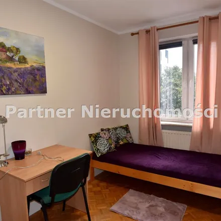 Rent this 1 bed apartment on Michał Badaczewski in Franciszka Żwirki i Stanisława Wigury, 87-109 Toruń