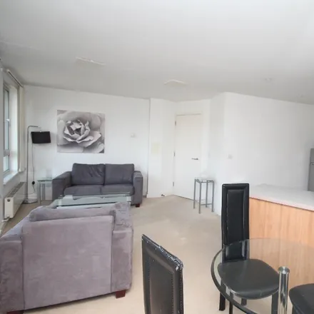 Image 7 - Buckler Court, Eden Grove, London, N7 8EF, United Kingdom - Apartment for rent