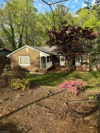 Image 2 - 5228 Bayberry Lane, North Hills, Greensboro, NC 27455, USA - House for rent