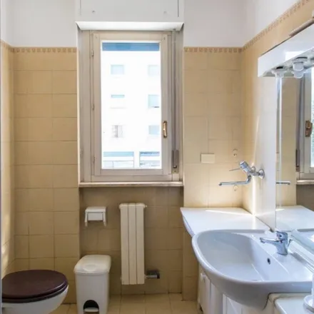 Image 4 - Via Fratelli Zoia, 20153 Milan MI, Italy - Apartment for rent