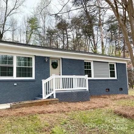 Buy this 3 bed house on 1044 Old Providence Road in Fallcrest, Gaston County