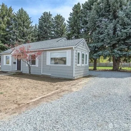 Buy this 2 bed house on 1221 Millerdale Avenue in Wenatchee, WA 98801
