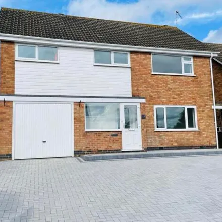 Buy this 4 bed house on Harefield Avenue in Leicester, LE3 2EZ