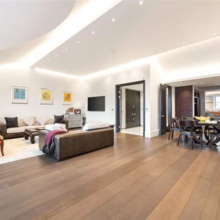 Rent this 4 bed apartment on Heron Court in 63 Lancaster Gate, London