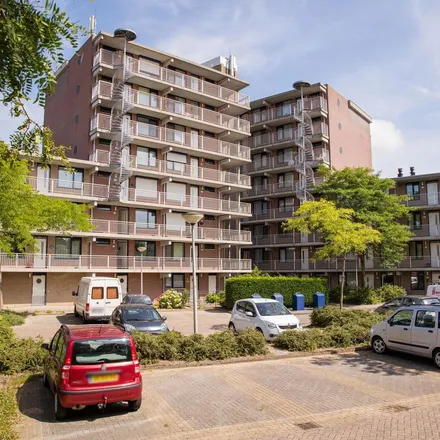 Rent this 2 bed apartment on Margaretha Roosenboomstraat 150 in 3207 KE Spijkenisse, Netherlands