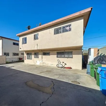 Image 9 - 1138 Fedora St, Los Angeles, California, 90006 - House for sale
