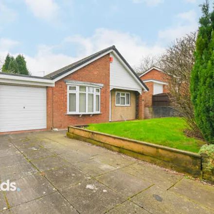 Buy this 2 bed house on Broughton Road in Newcastle-under-Lyme, ST5 0PF