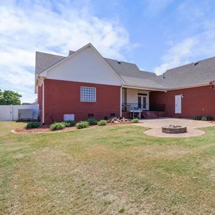 Image 9 - 257 Mary Ellen Drive, Muscle Shoals, AL 35661, USA - House for sale