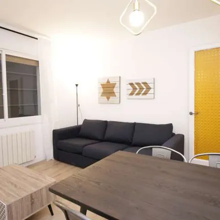 Image 3 - Carrer de Padilla, 338, 08025 Barcelona, Spain - Apartment for rent