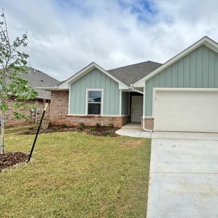 Rent this 4 bed house on Taco Bell in 26 East 33rd Street, Edmond
