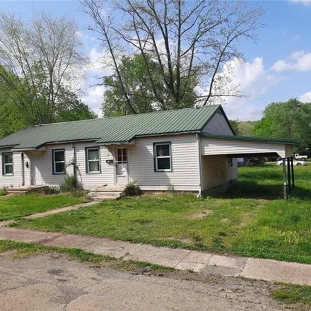 Image 4 - 420 Poplar Street, Piedmont, Wayne County, MO 63957, USA - House for sale