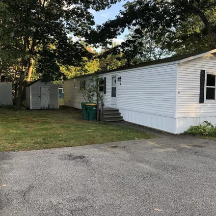 Buy this 3 bed house on 38 Royalcrest in Rochester, NH 03867