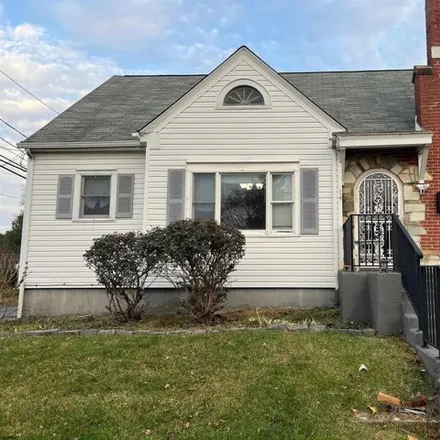 Buy this 4 bed house on 89 Pickford Avenue in Weber Park, Ewing Township