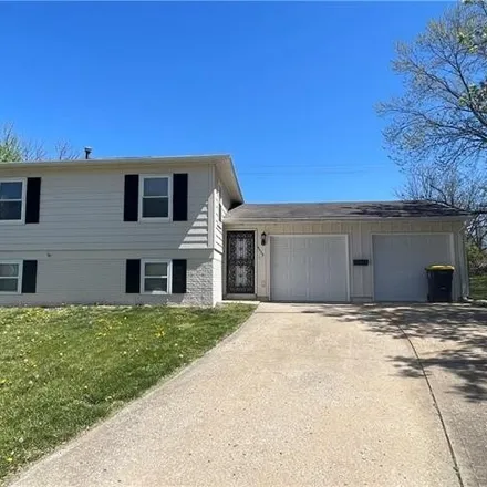 Buy this 3 bed house on Lewis Avenue in Kansas City, MO 64138
