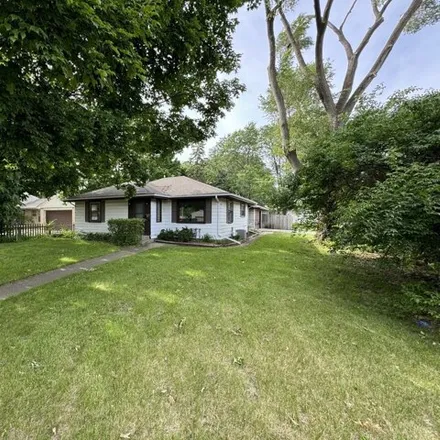 Image 2 - 1103 River Bluff Blvd, Rockford, Illinois, 61103 - House for sale