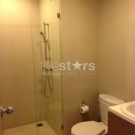 Rent this 2 bed apartment on Hive Taksin in Trok Manawitthaya, Khlong San District