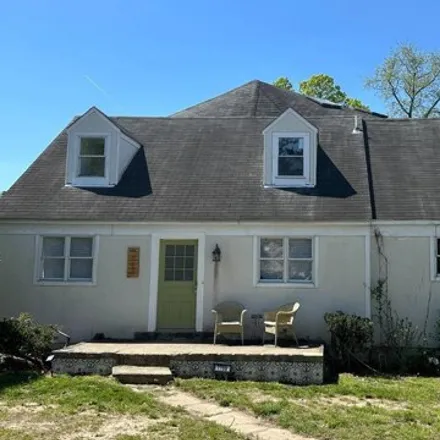 Buy this 6 bed house on 7759 Garrison Road in Hyattsville, MD 20784