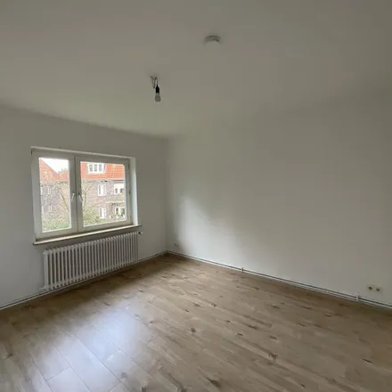 Rent this 3 bed apartment on Schillerstraße 66 in 26382 Wilhelmshaven, Germany