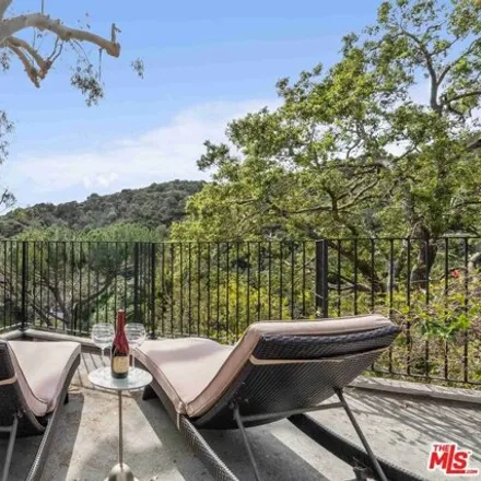 Image 5 - 10037 Reevesbury Drive, Beverly Hills, CA 90210, USA - House for sale