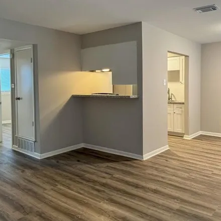 Rent this 1 bed apartment on 539 21st Street North in Heights, Texas City