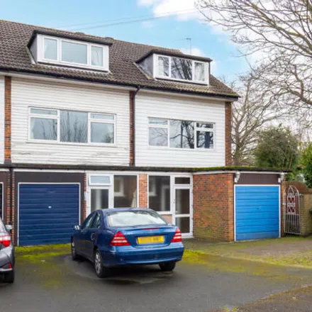 Buy this 3 bed townhouse on 5 Park Hill Close in London, SM5 3QW