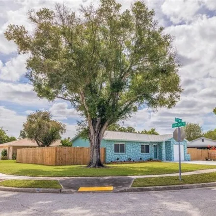 Buy this 2 bed house on 9195 109th Terrace in Pinellas County, FL 33777