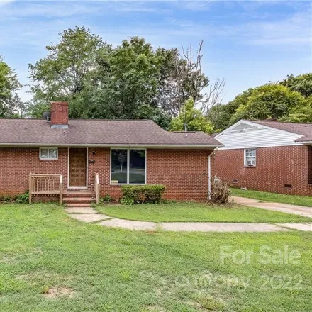 Buy this 3 bed house on 3209 Credenza Road in Charlotte, NC 28208