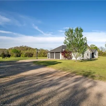 Image 2 - E1100 Road, Roland, Sequoyah County, OK 74948, USA - House for sale