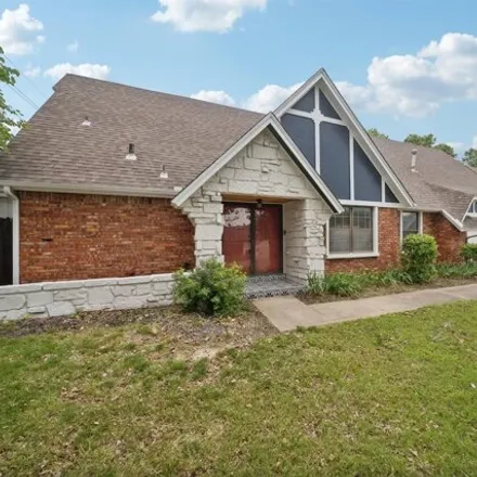 Buy this 5 bed house on 7267 in East 71st Street, Tulsa