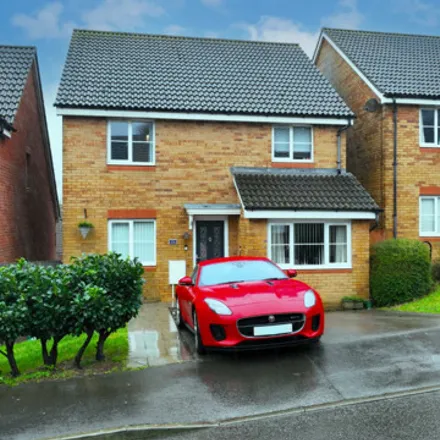 Buy this 6 bed house on Speedwell Close in Cardiff, CF23 8QF