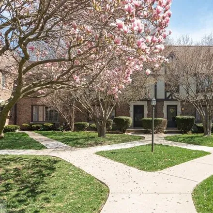 Buy this 4 bed condo on Grosse Point Police Station in 17145 Maumee Street, Grosse Pointe