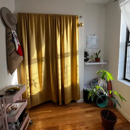 Image 3 - 248 Sherman Avenue, New York, NY 10034, USA - Room for rent