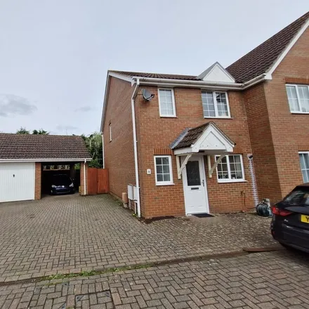 Rent this 2 bed duplex on Cawdor Close in Besthorpe, NR17 2SL