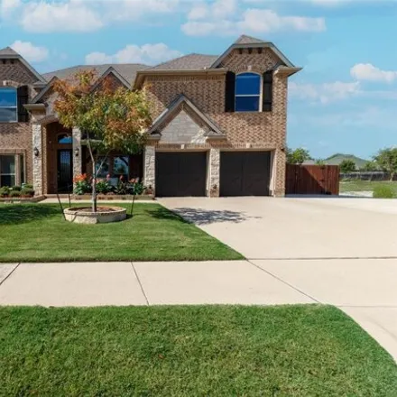 Buy this 5 bed house on 744 Netherfield Parkway in Mansfield, TX 76063