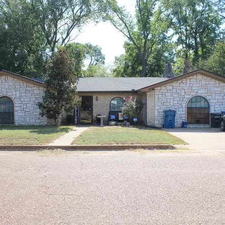Image 1 - 303 Wanda Drive, Winnsboro, TX 75494, USA - House for sale