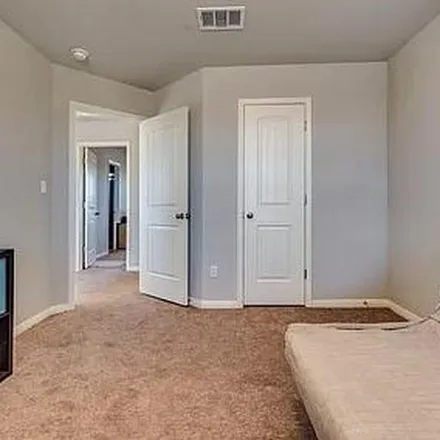 Image 2 - 273 Wainscot Oak Way, San Marcos, TX 78666, USA - Townhouse for rent