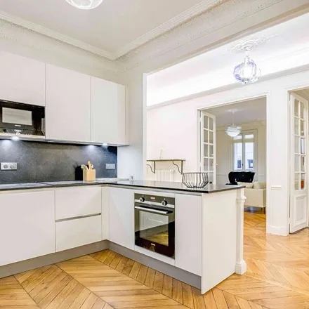 Image 7 - 7 Place des Ternes, 75017 Paris, France - Apartment for rent